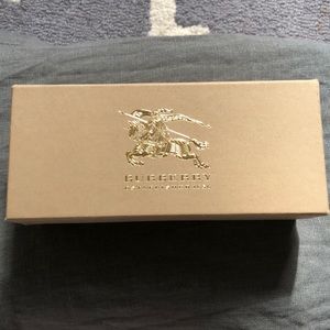 Burberry Gift box for eyeglasses